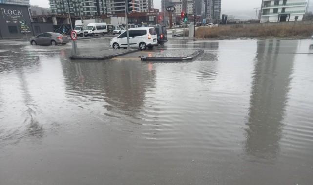 Başkentte sağanak yağış etkili oldu
