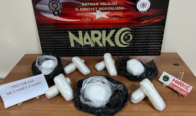Batman'da tırda uyuşturucu ele geçirildi