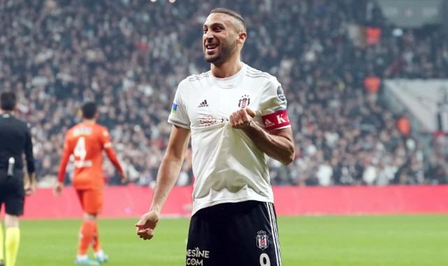 Beşiktaş Cenk Tosun'la yeni sözleşme