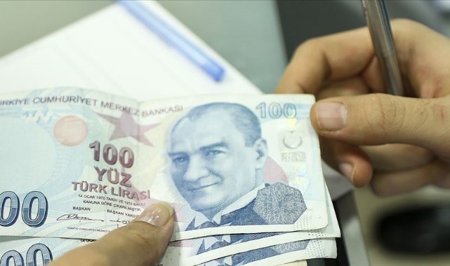 Burs ve öğrenim kredisi mart ayı ödemeleri başladı