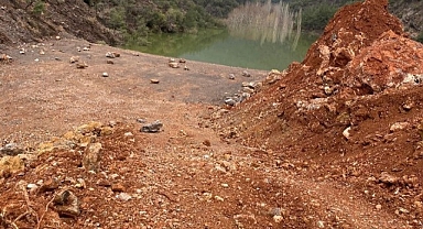 Deprem bölgesinde doğal göl paniği