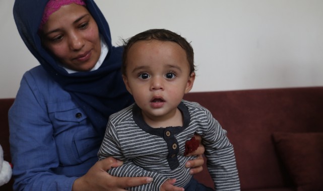 Depremzede aile 50 gün sonra bebeklerine kavuştu