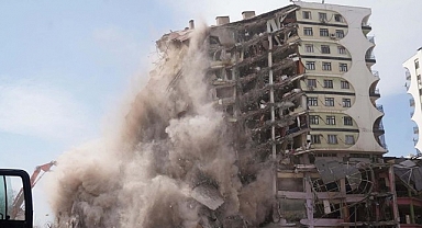 Depremzedelerin elektrik ve doğal gaz borçları silindi