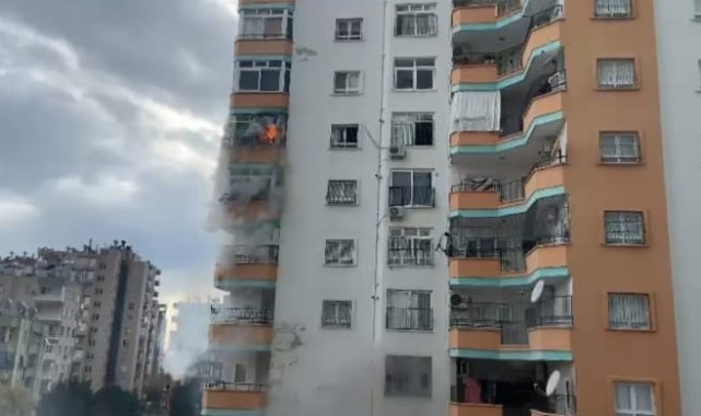 Ev tadilatında çıkan yangın mahalleliyi korkuttu