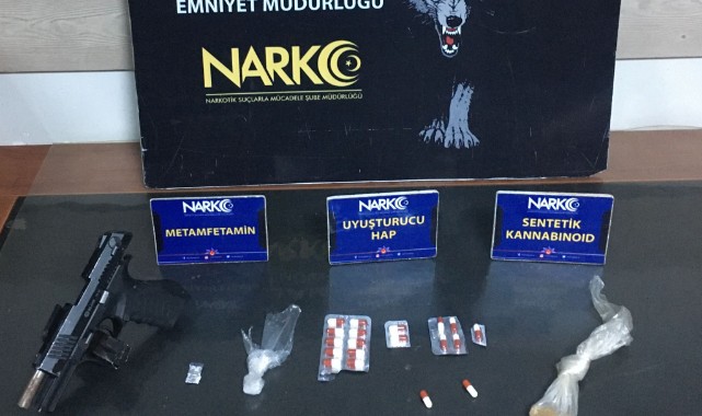 Evinden uyuşturucu çıktı, suçu sevgilisine attı!