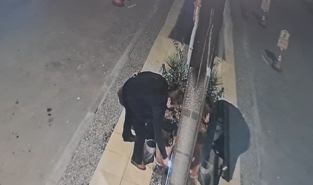  İş yerini kundaklamak isterken kendini yaktı