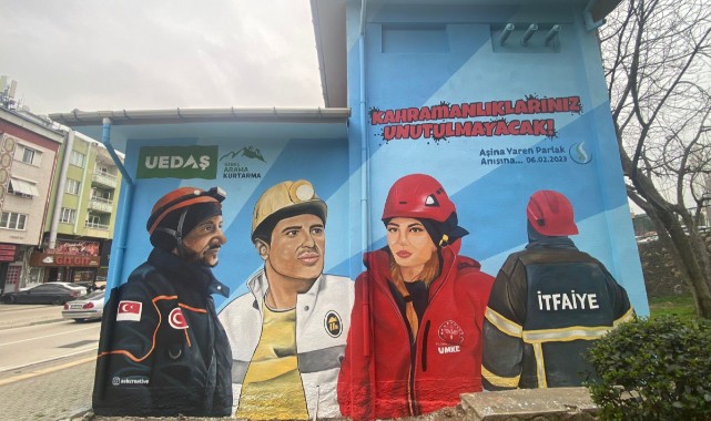 Kahramanların fotoğrafları trafolara işlendi