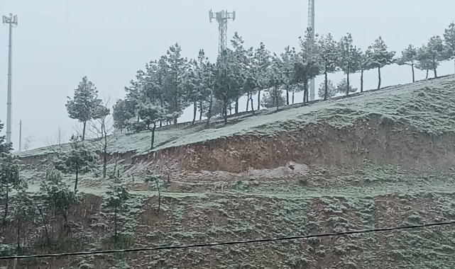 Mart ayının son gününde kar yağdı.
