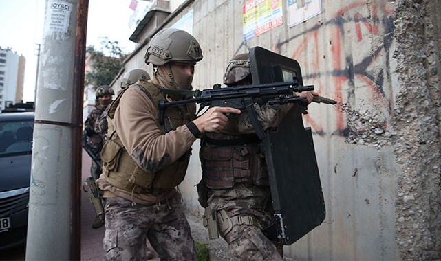 Mersin'de terör operasyonu: 11 gözaltı kararı