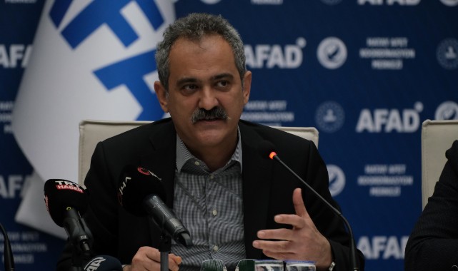 Okulların kapanacağı tarihi Bakan Özer açıkladı!