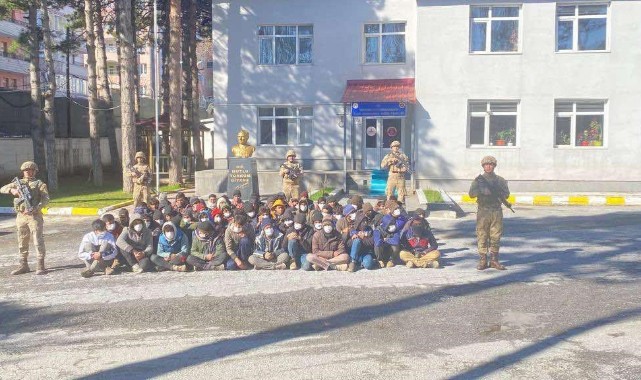 70 düzensiz göçmen yakalandı