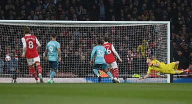Arsenal'a bir çelme de Southampton'dan