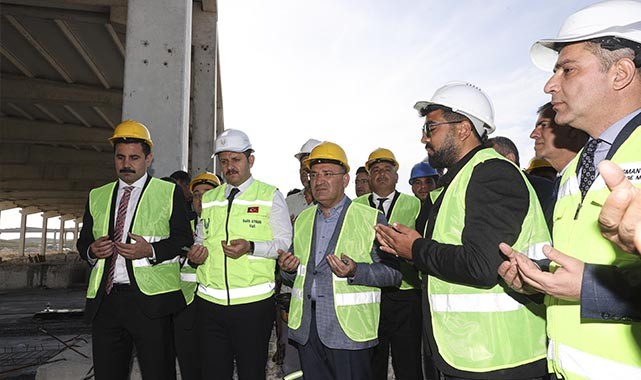 Bozdağ, Urfa OSB’de gündemi değerlendirdi