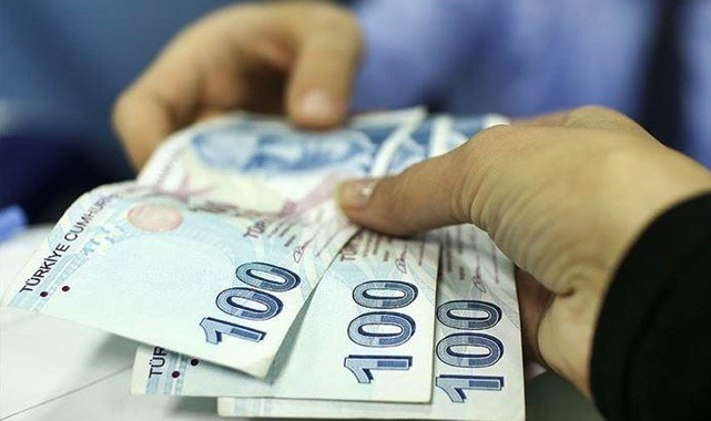 Emeklilerin aylık ve ikramiyeleri bayramdan önce ödenecek