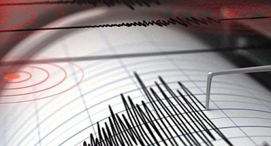 Endonezya açıklarında 7.3 büyüklüğünde deprem