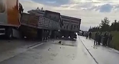 Otoyolda 3 zincirleme kaza: 10 yaralı