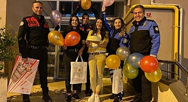 Şehit polisin kızına doğum günü sürprizi
