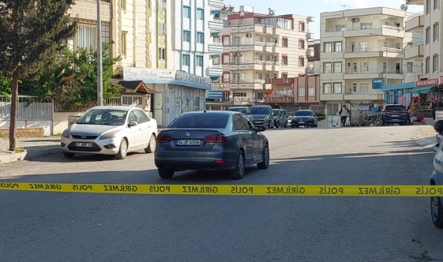 Seyir halindeki araca silahlı saldırı: 1 ölü