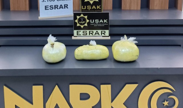 Şüpheli araçtan 3 kilogram esrar çıktı