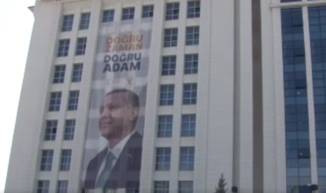  AK Parti’de balkon konuşması için çalışma başladı