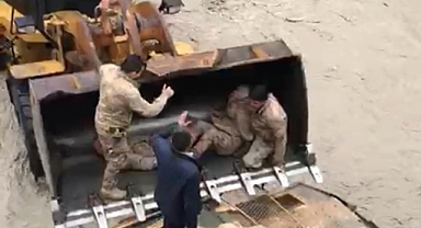 Askeri araç Zap suyuna uçtu! 9 asker yaralandı