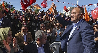 Bakan Bozdağ Viranşehir’den muhalefete yüklendi