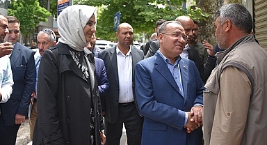 Bakan Bozdağ: Yeşil Sol Partiye oy veren seçmenleri sattı