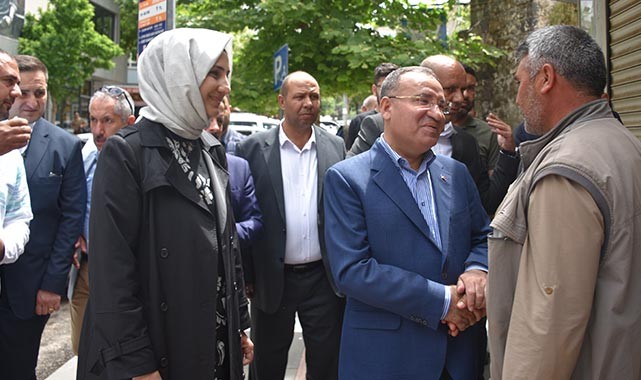 Bakan Bozdağ: Yeşil Sol Partiye oy veren seçmenleri sattı