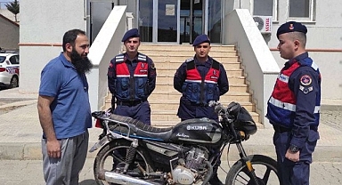 Çalınan motosiklet bulunarak sahibine teslim edildi
