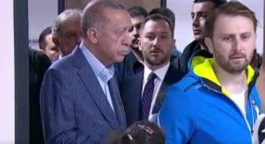Cumhurbaşkanı Erdoğan’ı arkasında gören seçmen şaşırdı