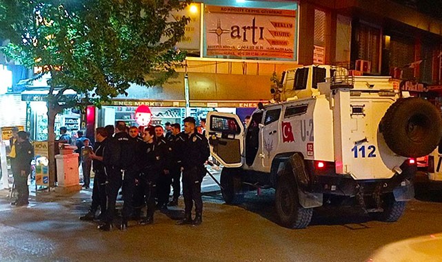 Derbi maçından sonra Şanlıurfa'da taraftar kavga etti