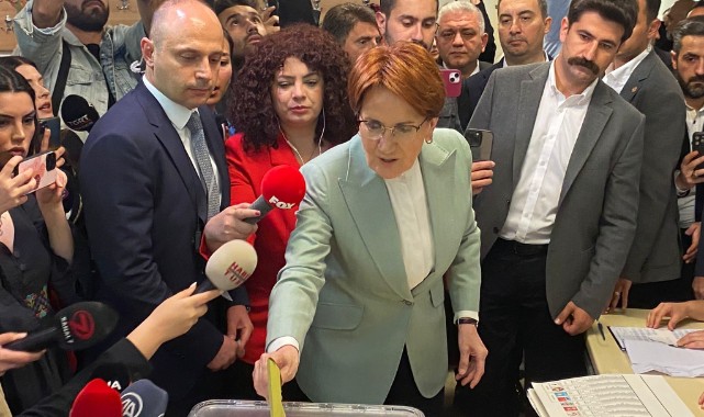 İYİ Parti Genel Başkanı Akşener oyunu kullandı