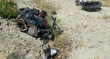 Motosiklet şarampole yuvarlandı: 1 ölü