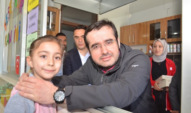 Para yerine ‘teşekkürle’ alışveriş yapılan kantin açıldı