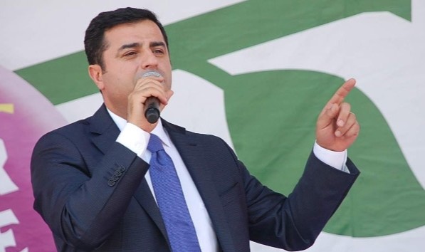 Selahattin Demirtaş siyaseti bıraktı!