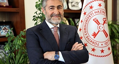 Urfalı Nebati uçağa geç gelince sinirler gerildi!