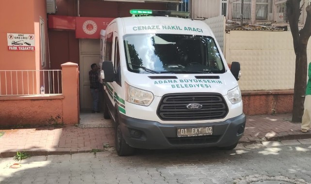 Yeğeni tarafından öldürülen 2 çocuk annesinin cenazesi adli tıptan alındı