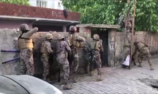  Batman'da 12 şüpheli çeşitli suçlardan tutuklandı