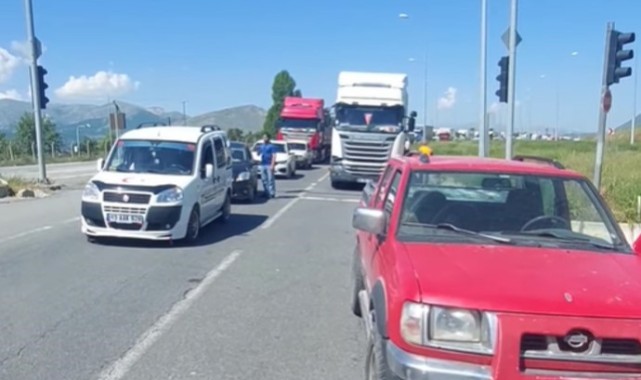 Bomba olduğunu söyleyen alkollü sürücü ekipleri alarma geçirdi