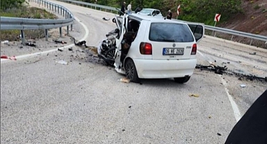 Feci kaza: 3 kişi hayatını kaybetti, 4 kişi yaralandı