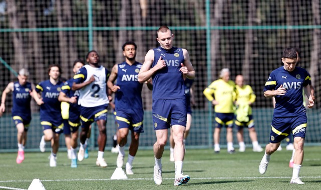 Fenerbahçe, Galatasaray maçı hazırlıklarına başladı