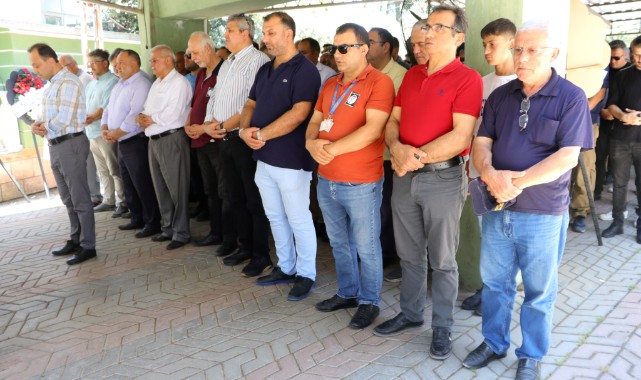 Görünmez kaza kurbanı pilotun cenazesi Adana'da toprağa verildi