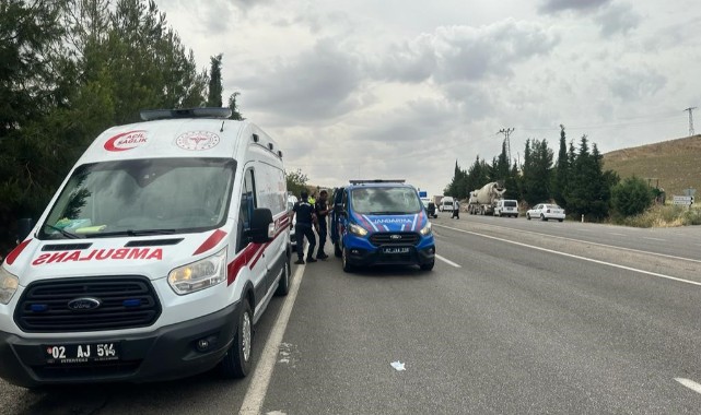 İki araç çarpıştı: 1 ölü, 1 yaralı 