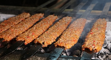 Kebabın başkentinde kebapçılar uyardı!