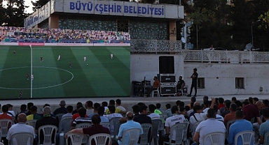 Kupa heyecanı dev ekranda yaşandı