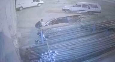 Önce oyalandı, sonra kabloları çaldı!