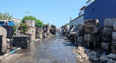 Şanlıurfa’da bir fabrika küle döndü!