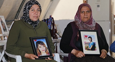  Teslim olan çocuklar evlat nöbetindeki ailelere umut oluyor