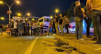 Diyarbakır-Şanlıurfa yolunda feci kaza! 2’si ağır, 5 kişi yaralı