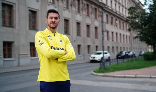 Fenerbahçe'nin yeni transferi Umut Nayir konuştu